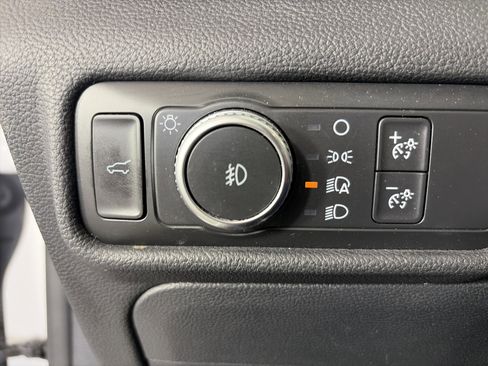 Used 2020 Ford Explorer ST w/ Premium Technology Package AWD/4WD image 37
