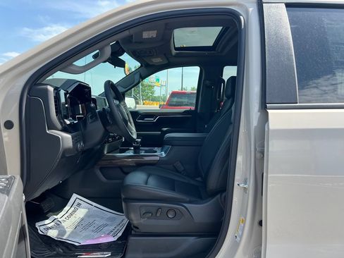 New 2026 Chevrolet Silverado 1500 RST w/ Z71 Off-Road Package AWD/4WD image 8
