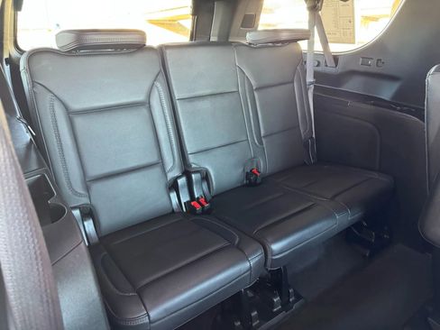 Used 2023 GMC Yukon XL Denali image 27