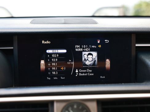 Used 2016 Lexus IS 200t image 38