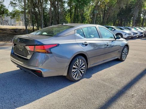New 2026 Nissan Altima 2.5 SV FWD image 2