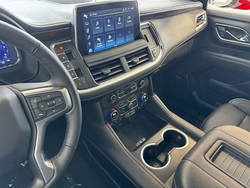 Certified 2024 Chevrolet Suburban Premier w/ Max Trailering Package image 18