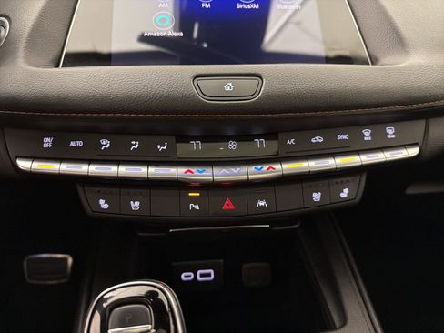 Used 2023 Cadillac XT4 Sport FWD image 17