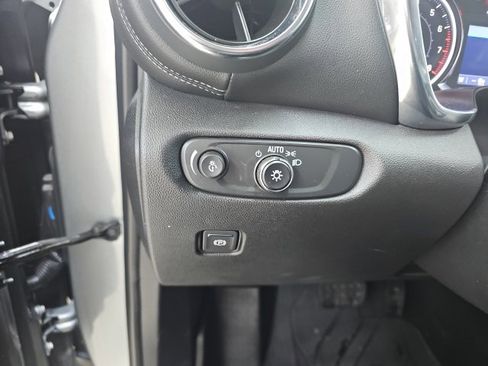 Used 2024 Chevrolet Blazer LT w/ Convenience Package image 26