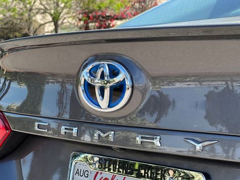 Used 2018 Toyota Camry SE w/ Audio Package image 26