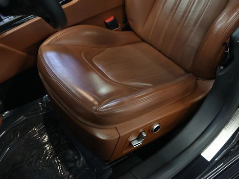 Used 2021 Maserati Quattroporte S RWD image 14