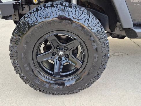 Used 2009 Jeep Wrangler Unlimited Rubicon w/ Trailer Tow Group AWD/4WD image 14
