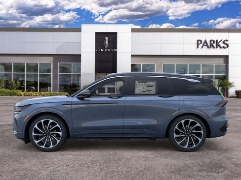 New 2026 Lincoln Nautilus Black Label AWD/4WD image 3