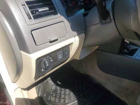 Used 2012 Ford Fusion SEL image 18