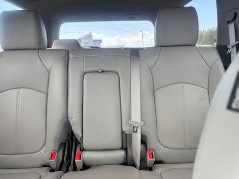 Used 2017 GMC Acadia Limited SLT AWD/4WD image 13