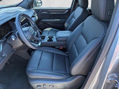 Used 2024 GMC Acadia Elevation FWD image 21
