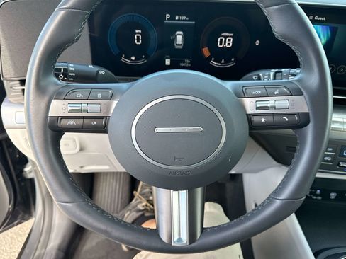 Used 2025 Hyundai Kona SEL AWD/4WD image 26