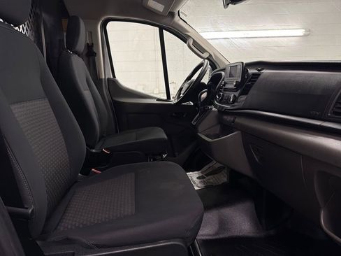 Certified 2024 Ford Transit 250 Low Roof w/ Exterior Upgrade Package image 28