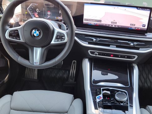 Used 2026 BMW X6 xDrive40i AWD/4WD image 20