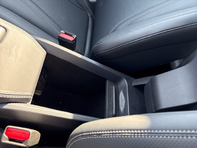 Used 2023 Ford Mustang Mach-E Premium AWD/4WD image 28
