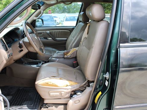 Used 2003 Toyota Sequoia Limited image 12