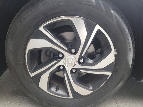Used 2017 Honda Accord LX image 31