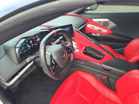 Used 2023 Chevrolet Corvette Stingray Preferred Conv w/ Z51 Performance Package RWD image 9