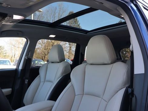 Used 2021 Subaru Ascent Limited w/ Technology Package image 4