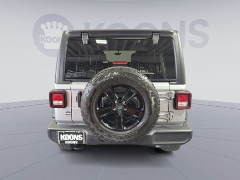 Used 2021 Jeep Wrangler Unlimited Sport image 5