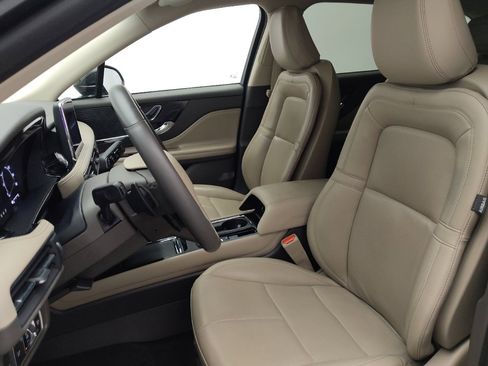 Used 2022 Lincoln Corsair FWD w/ Equipment Group 101A image 17