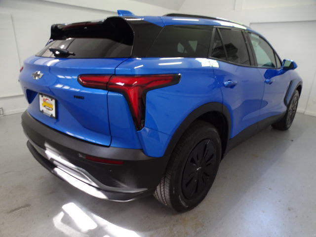Certified 2025 Chevrolet Blazer EV LT AWD/4WD image 21