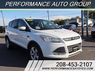Used 2015 Ford Escape SE image 1