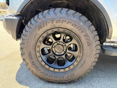 Used 2023 Ford Bronco Outer Banks AWD/4WD image 22