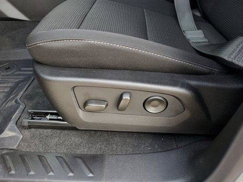 New 2026 Chevrolet Colorado LT image 18