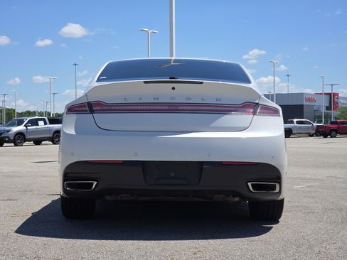 Used 2013 Lincoln MKZ FWD image 16