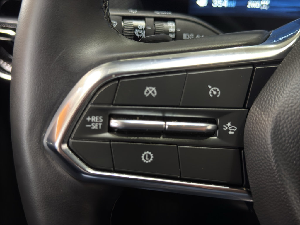 Used 2026 Chevrolet Equinox LT AWD/4WD image 21