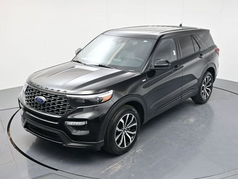 Used 2022 Ford Explorer ST-Line w/ Class IV Trailer Tow Package AWD/4WD image 40