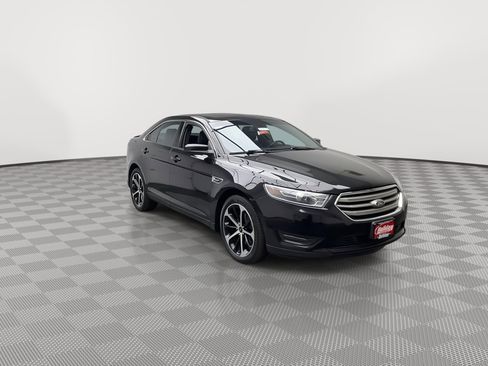 Used 2014 Ford Taurus SEL w/ Equipment Group 201A image 31
