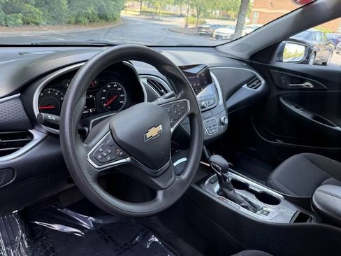 Used 2024 Chevrolet Malibu LT FWD image 13