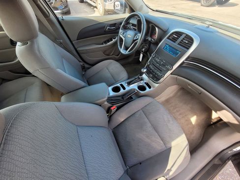 Used 2015 Chevrolet Malibu LS image 9