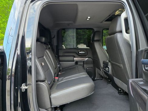 Used 2022 Chevrolet Silverado 2500 LTZ w/ LTZ Plus Package AWD/4WD image 33