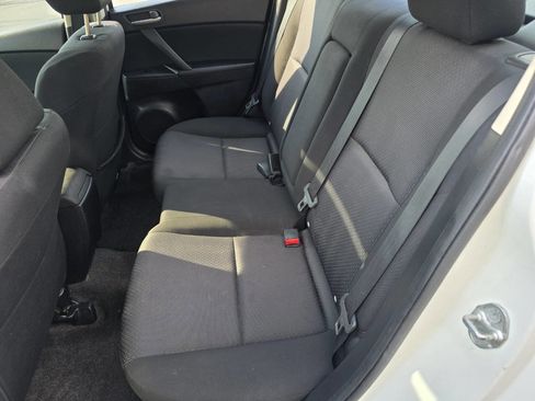 Used 2010 MAZDA MAZDA3 i Touring image 19