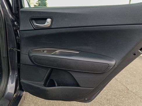 Used 2019 Kia Optima S w/ S Panoramic Sunroof Package image 29