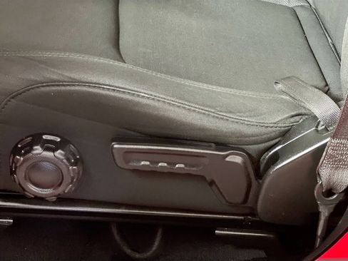 Used 2020 Jeep Wrangler Unlimited Sport S image 15