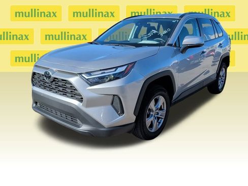 Used 2023 Toyota RAV4 XLE image 5