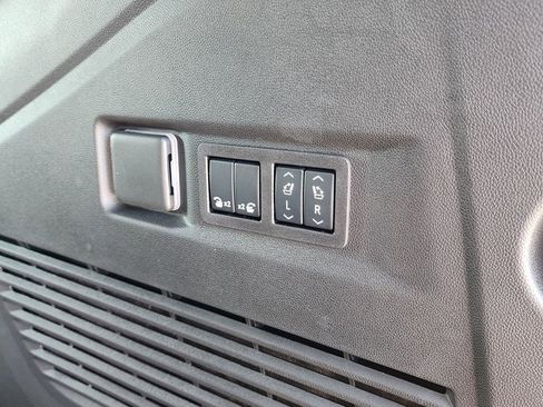 New 2026 GMC Yukon Denali image 53