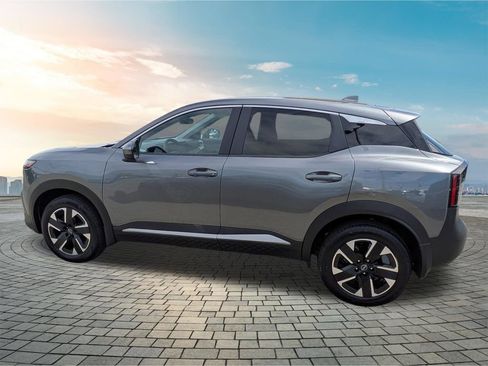 Certified 2025 Nissan Kicks SV w/ Charging Package AWD/4WD image 8
