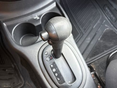 Used 2016 Nissan Versa S Plus image 20