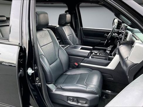 Used 2024 Toyota Tundra Platinum image 30