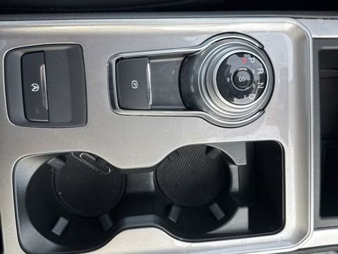 Used 2024 Ford Edge SEL w/ Convenience Package image 18