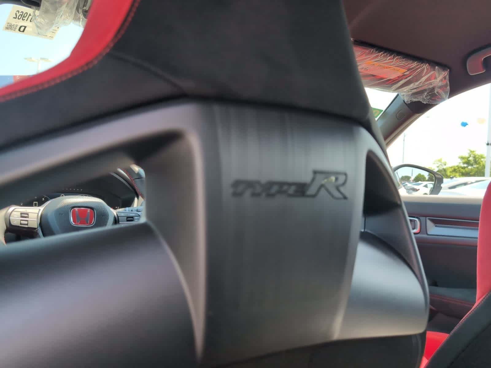 Used 2025 Honda Civic Type R image 16