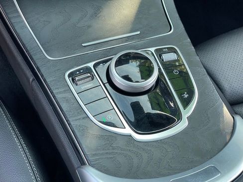 Used 2023 Mercedes-Benz C 300 4MATIC Coupe image 18