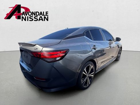 Used 2021 Nissan Sentra SR FWD image 3