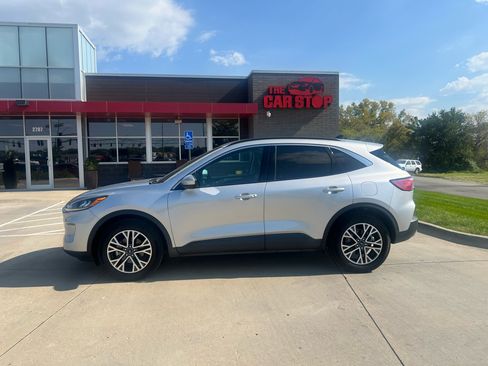 Used 2020 Ford Escape SEL image 14