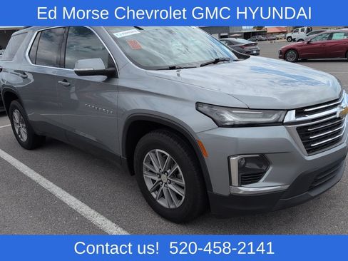 Used 2023 Chevrolet Traverse LT w/ LPO, Cargo Package AWD/4WD image 7